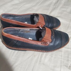 Romika Black and Brown Leather Loafers